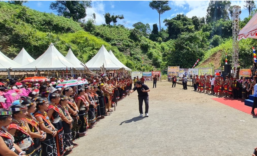 BERITA GAMBAR SIMPATIK