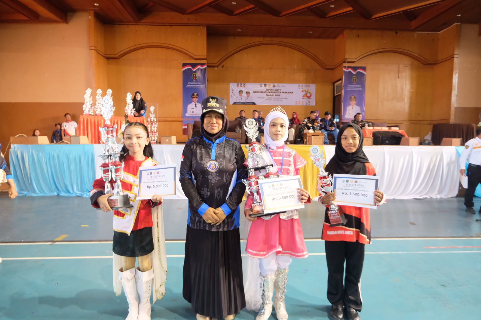 BERITA GAMBAR SIMPATIK