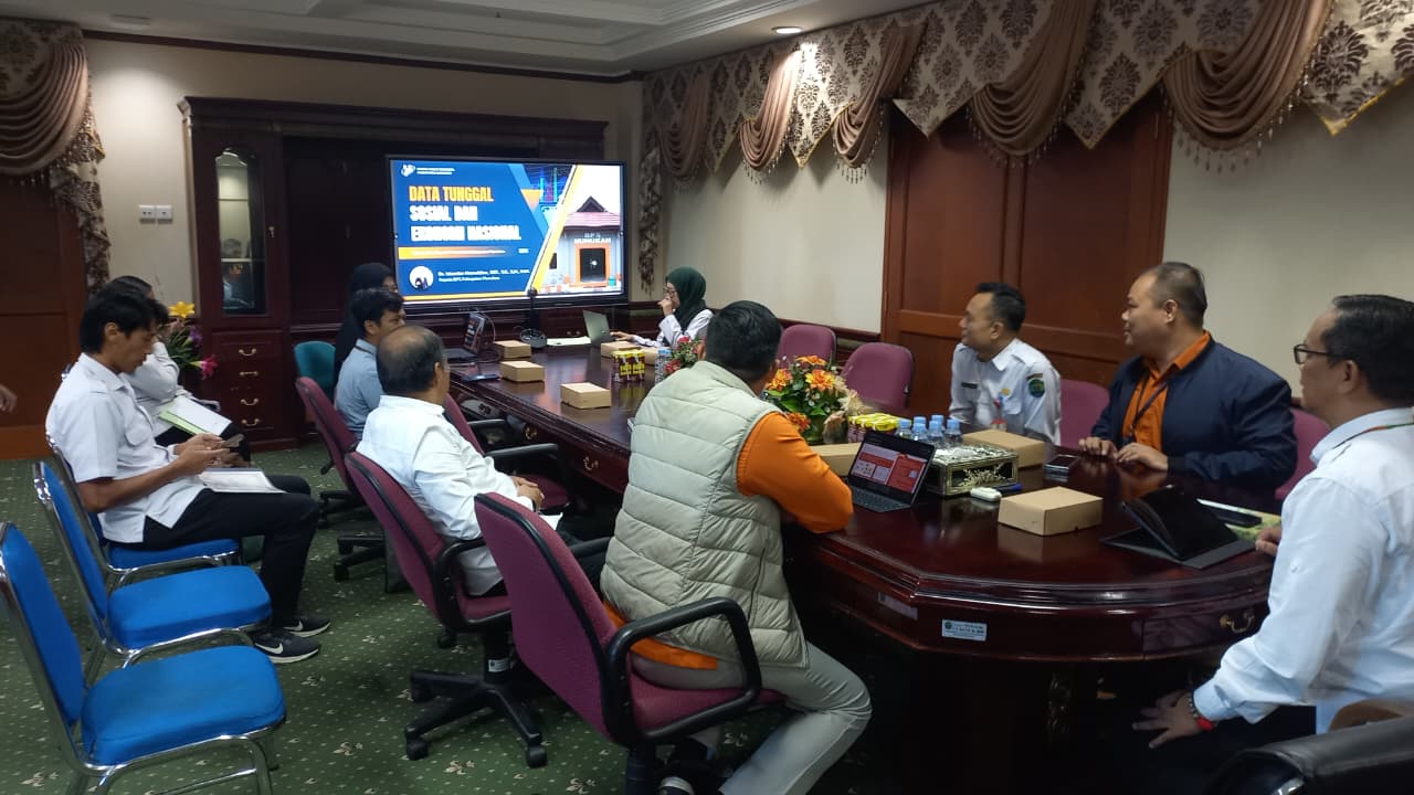 BERITA GAMBAR SIMPATIK