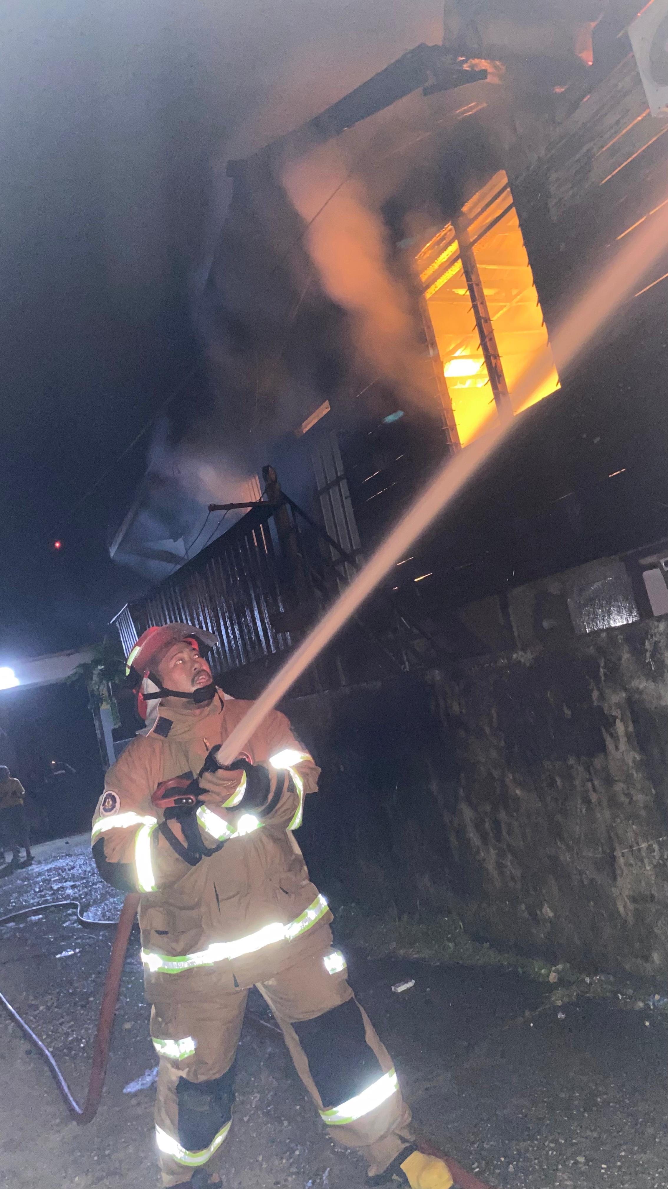 BERITA GAMBAR SIMPATIK