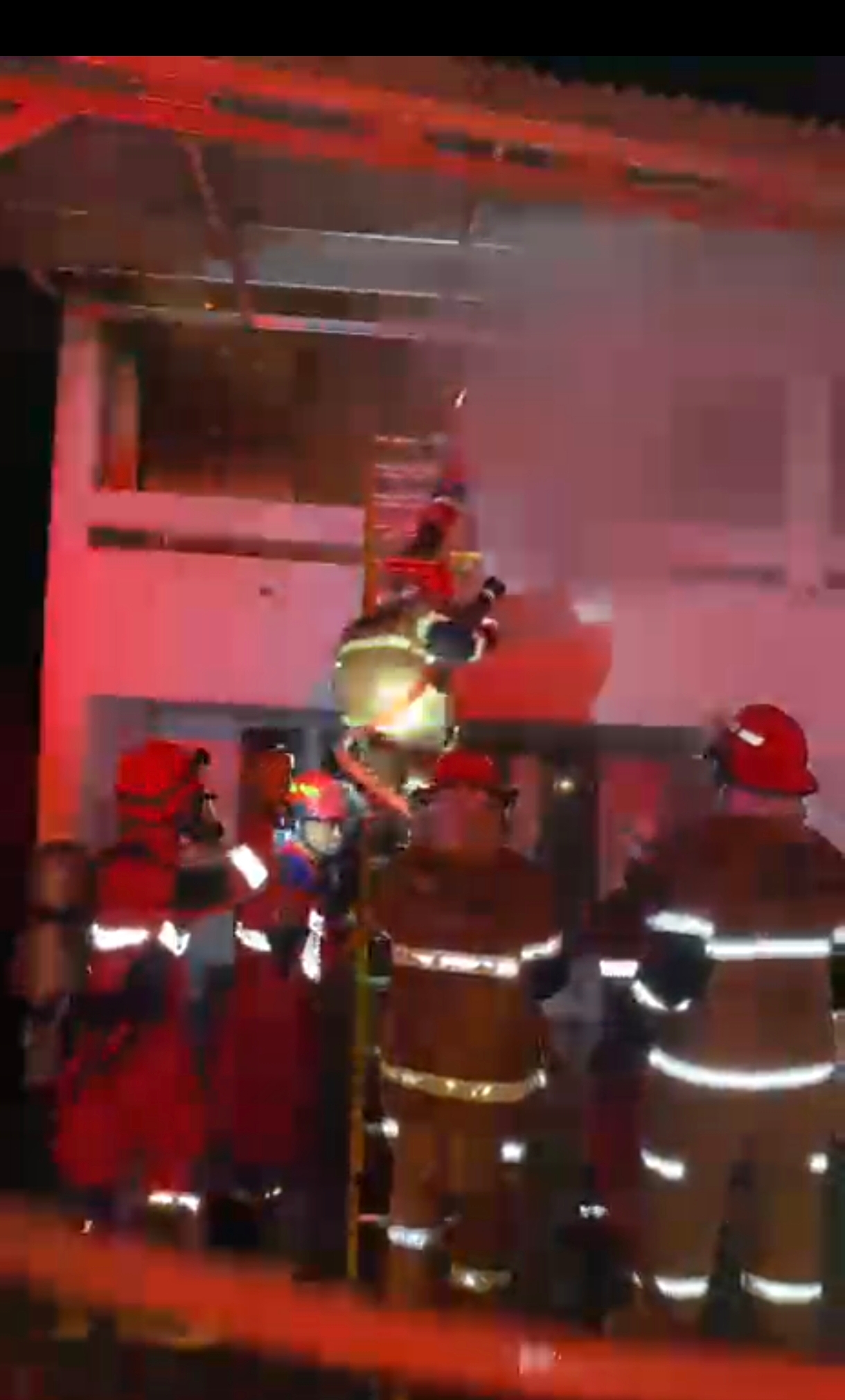 BERITA GAMBAR SIMPATIK