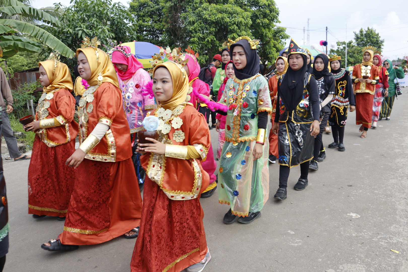 BERITA GAMBAR SIMPATIK