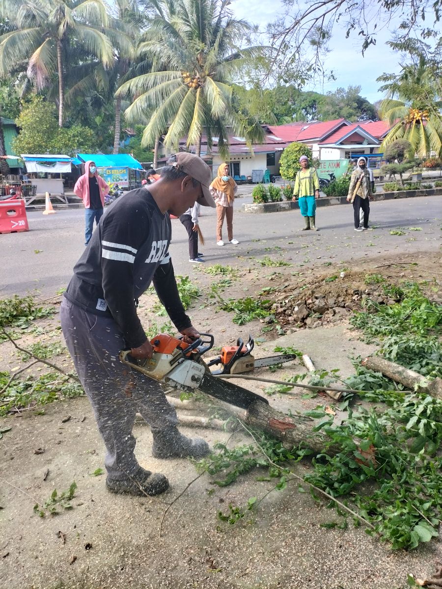 BERITA GAMBAR SIMPATIK